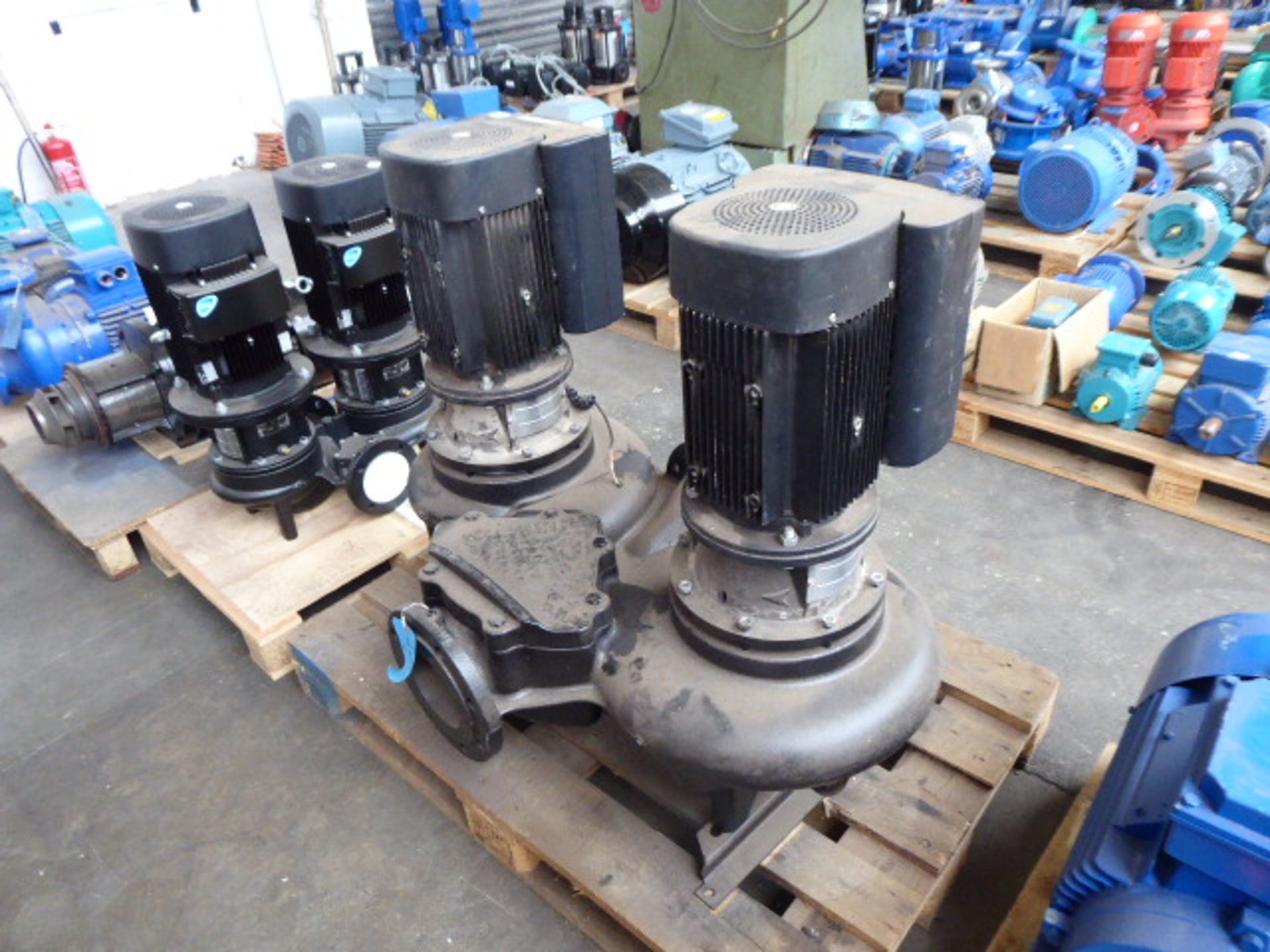 Grundfos TPED 125-110/4-110/4 A-F-A-BAQE twin stage pump, with each motor having inverter drive - Image 3 of 6