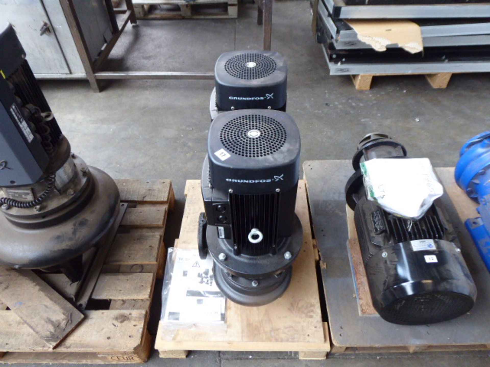 Grundfos 65-340/2 A-F-A-BAQE twin stage pump, with each motor 5.5kw and 43kg - Image 2 of 6