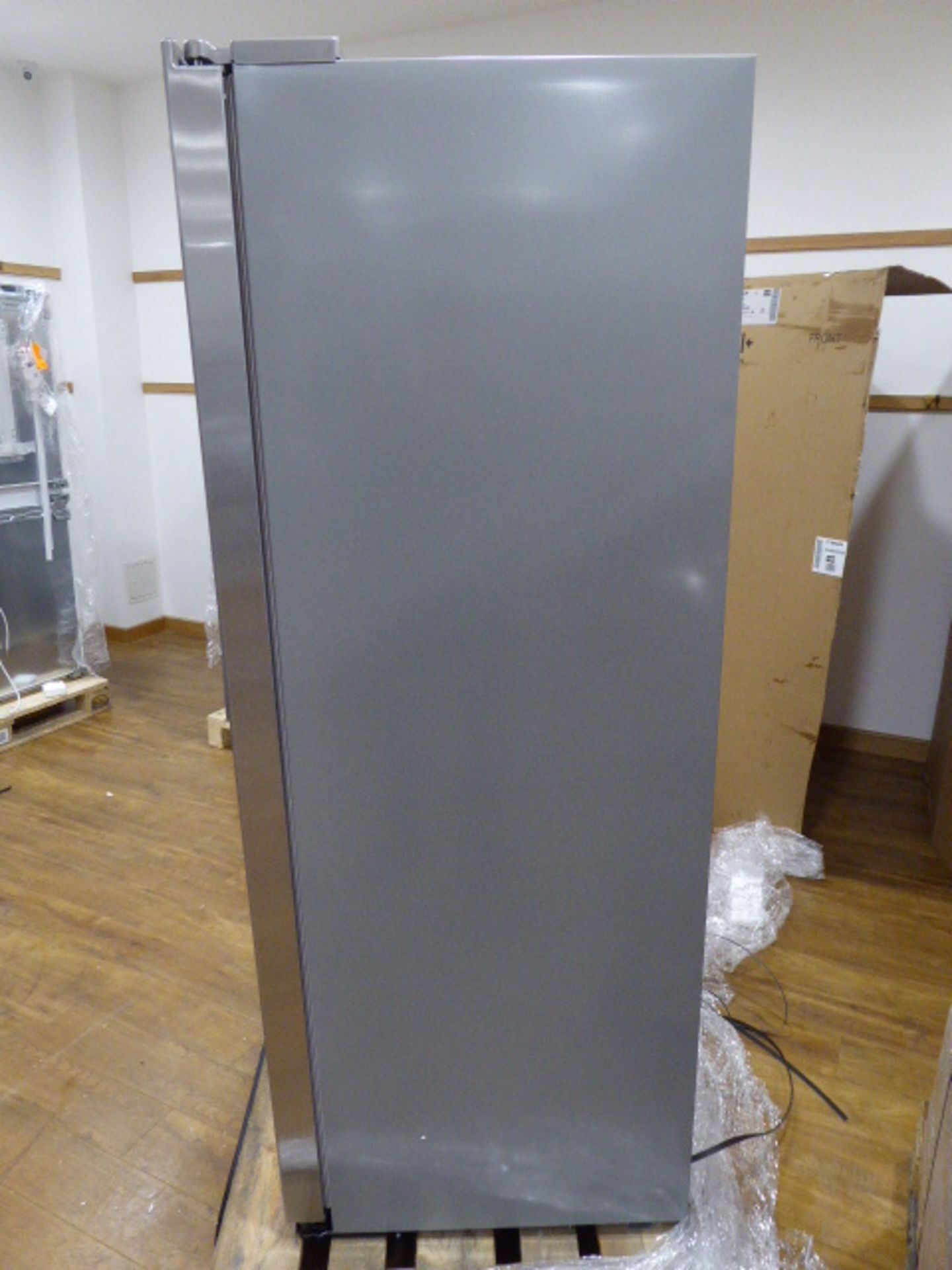 KAI93VIFPGB Bosch Side-by-side fridge-freezer - Image 2 of 4