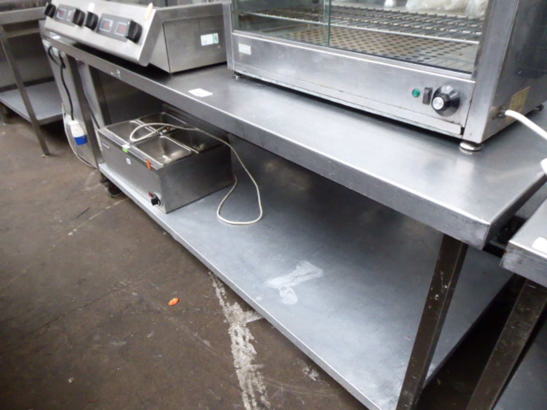 190cm stainless steel preparation table with shelf under on castors
