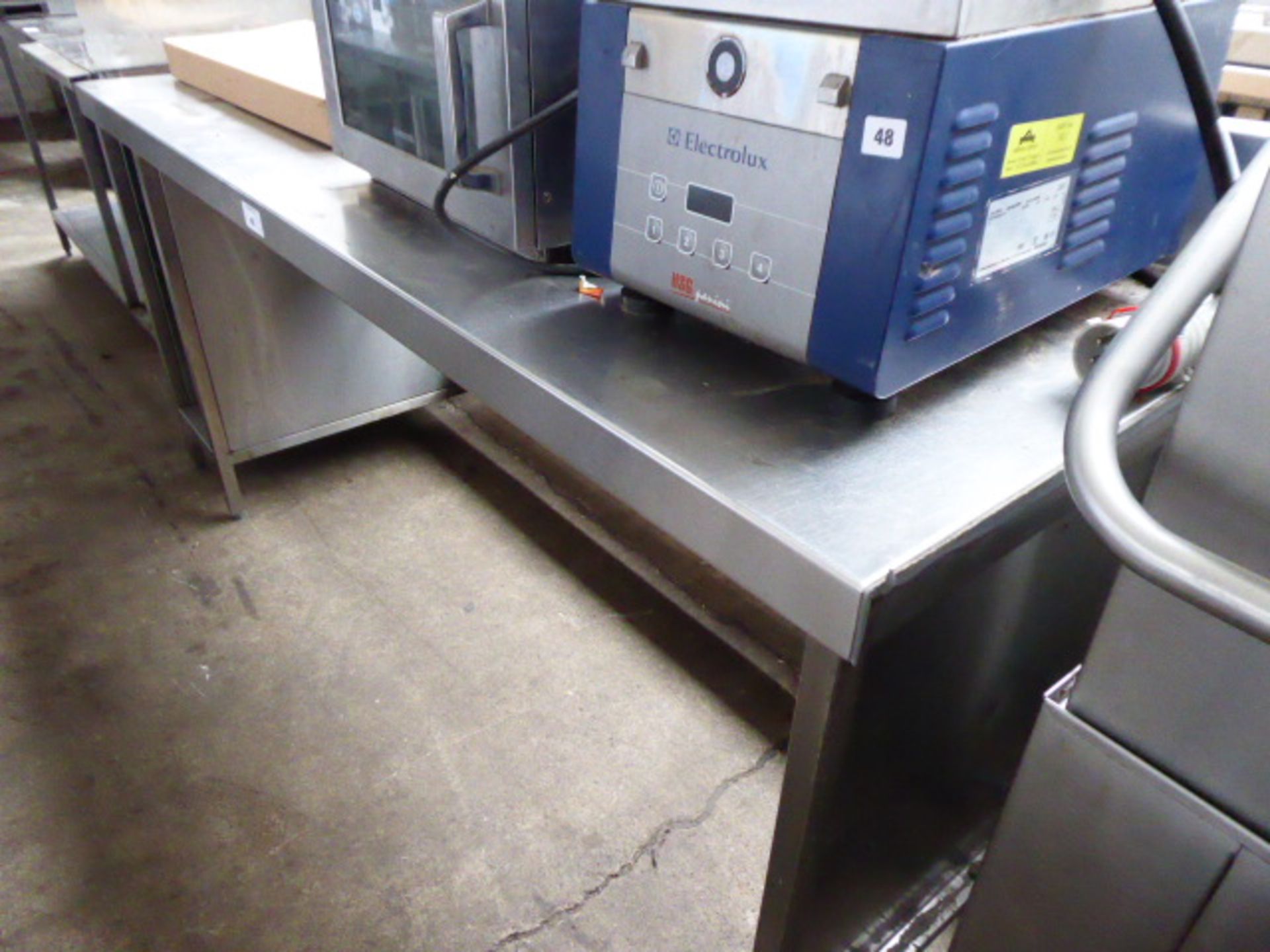 176 - 200cm stainless steel preparation table with small splash back - Image 2 of 2