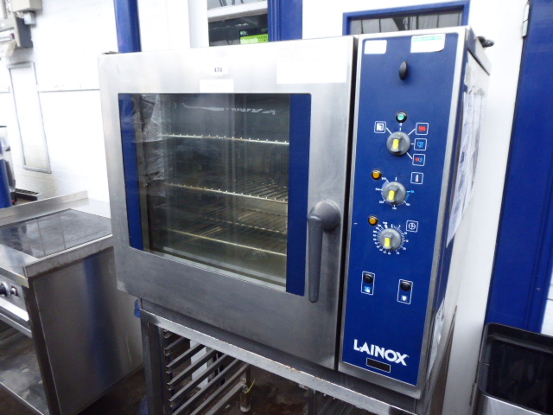 460 - 92cm electric Lainox model MEO61N combination oven, with 6 shelves on stand
