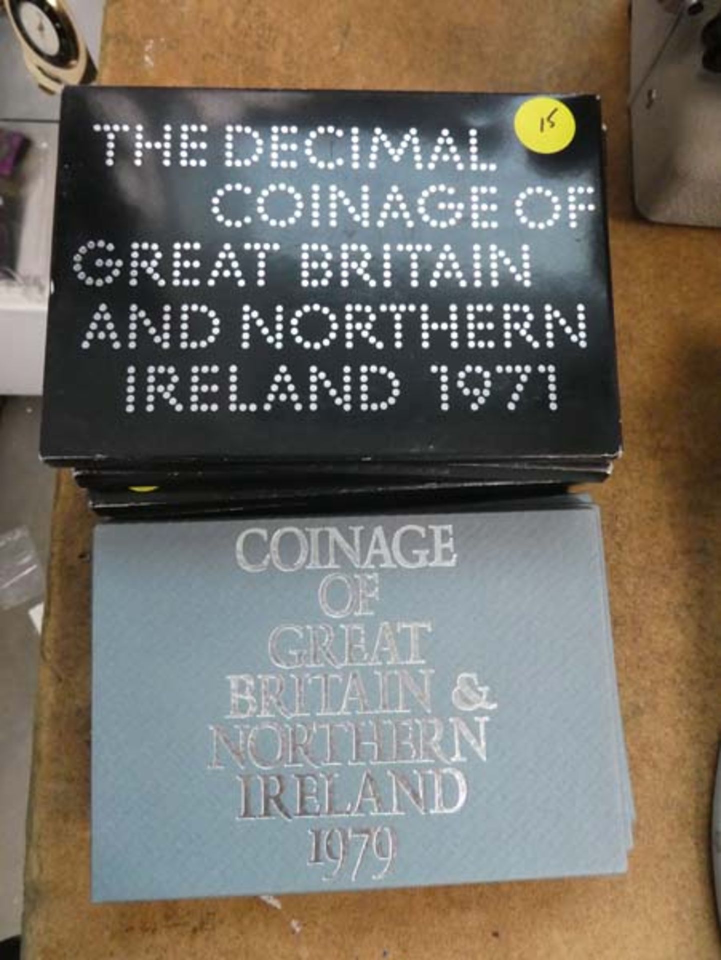 VArious 1970's collectors decimal coin sets mostly 1971 - Image 2 of 3