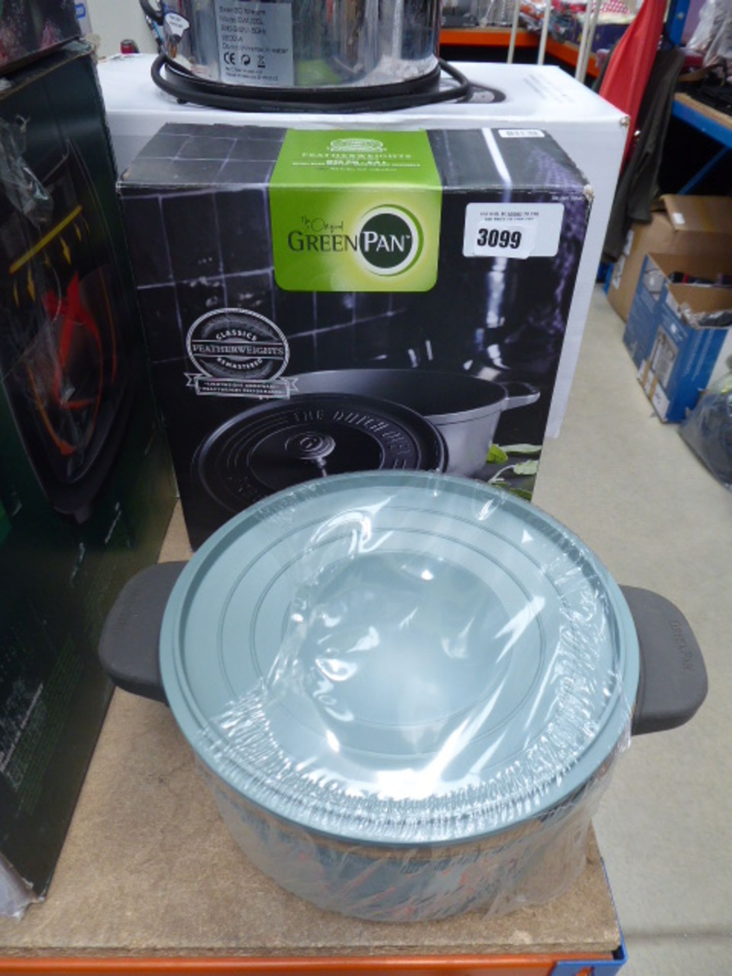 3048 - Original green non-stick cooking pot, plus 1 unboxed