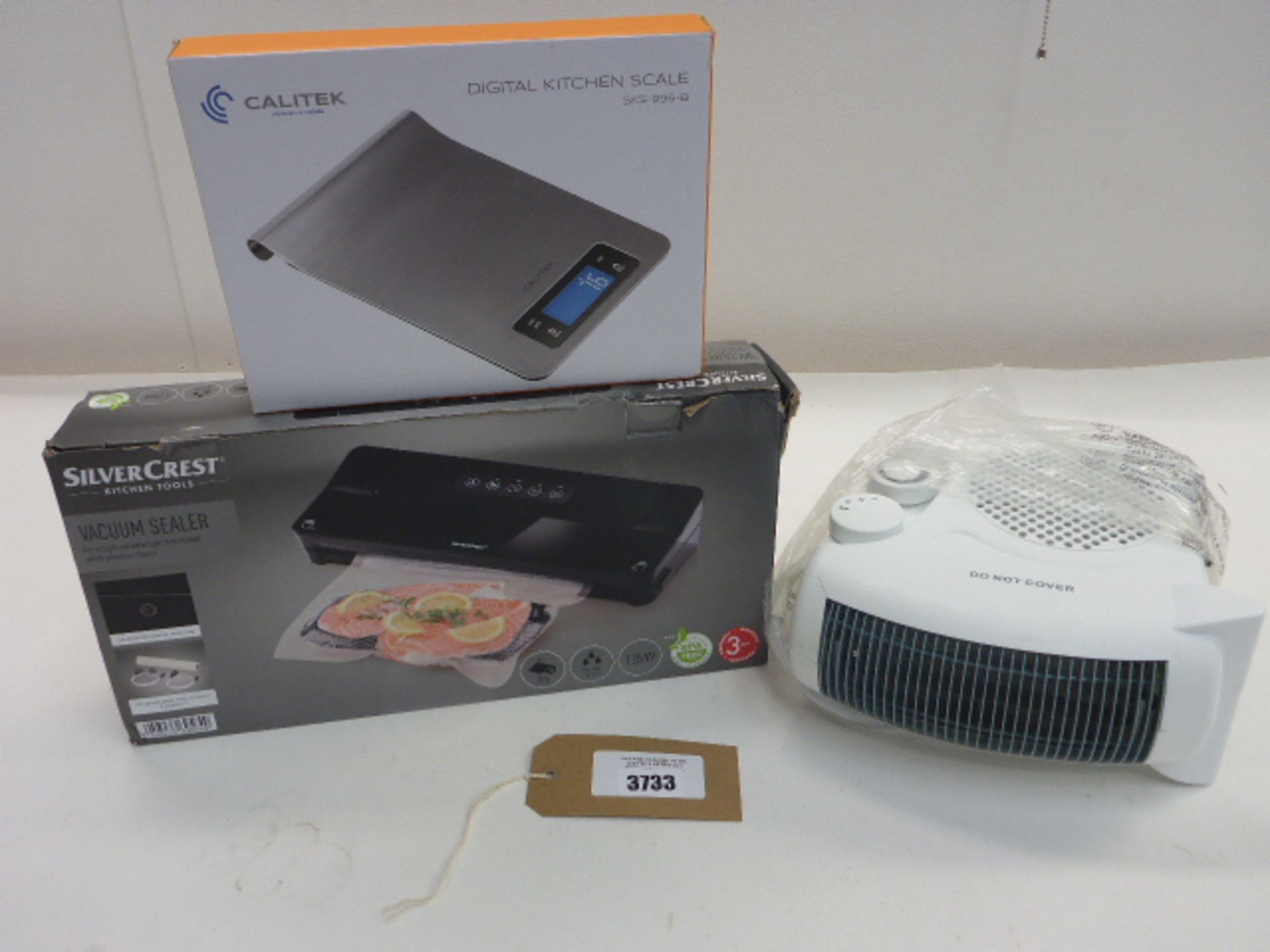 Silvercrest vacuum sealer, Calitek digital kitchen scales and fan heater