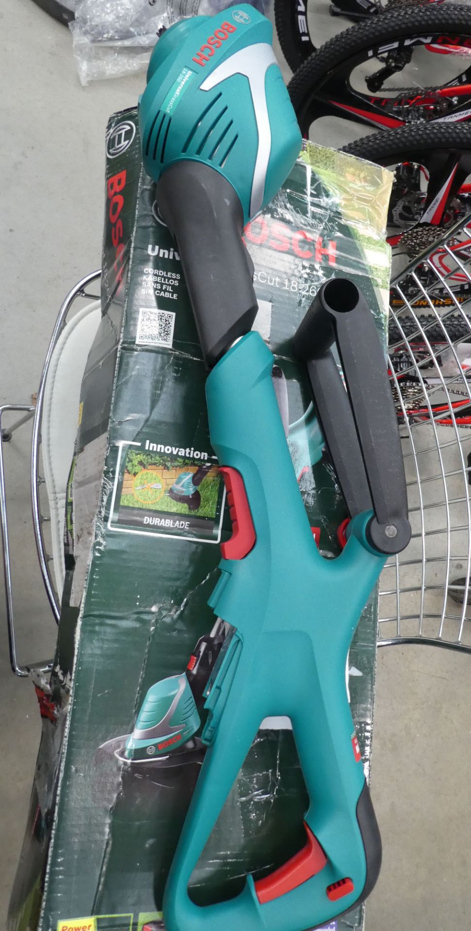 Bosch battery powered strimmer (no battery, no charger)