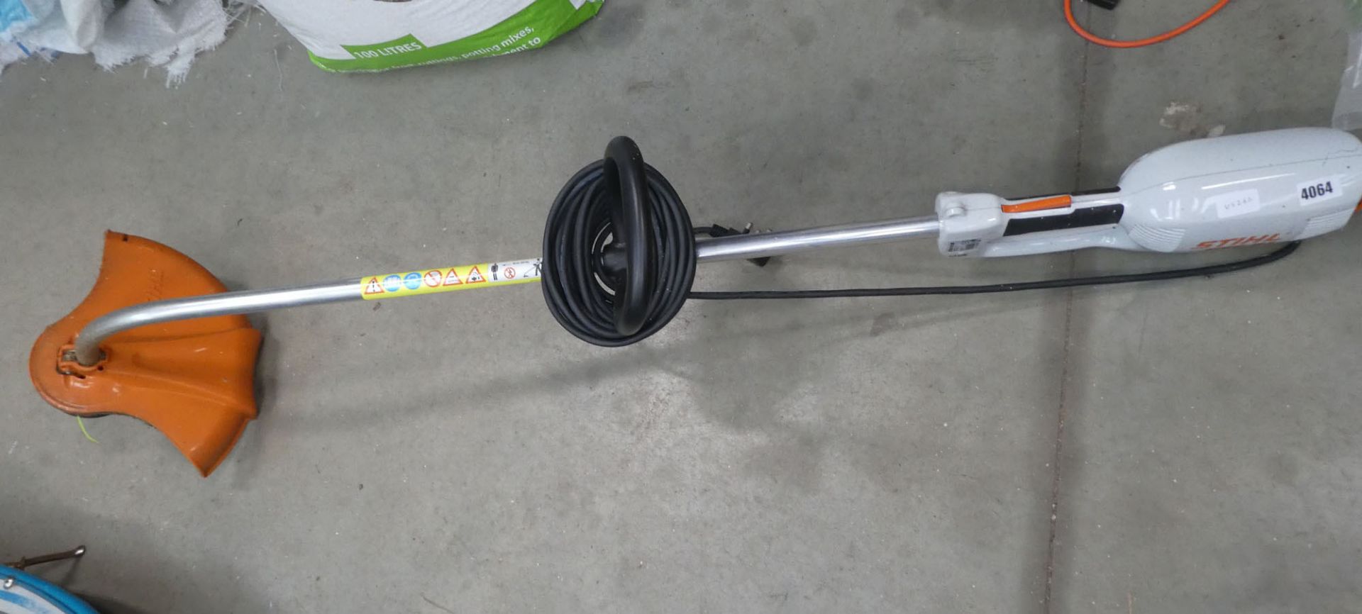 Stihl FSE81 electric bent shaft strimmer