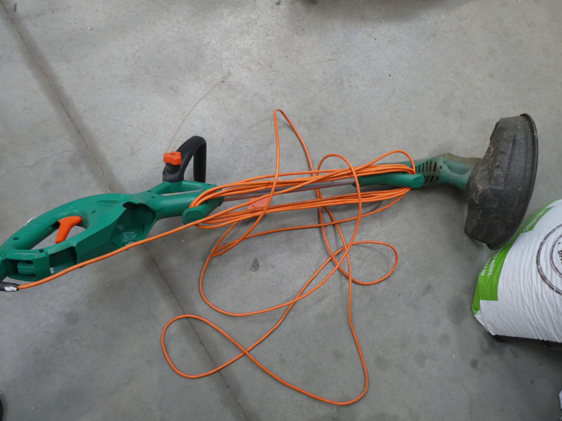 2 electric strimmers
