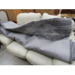 Silver and grey shagpile mat 5ft 3 by 7ft, good condition