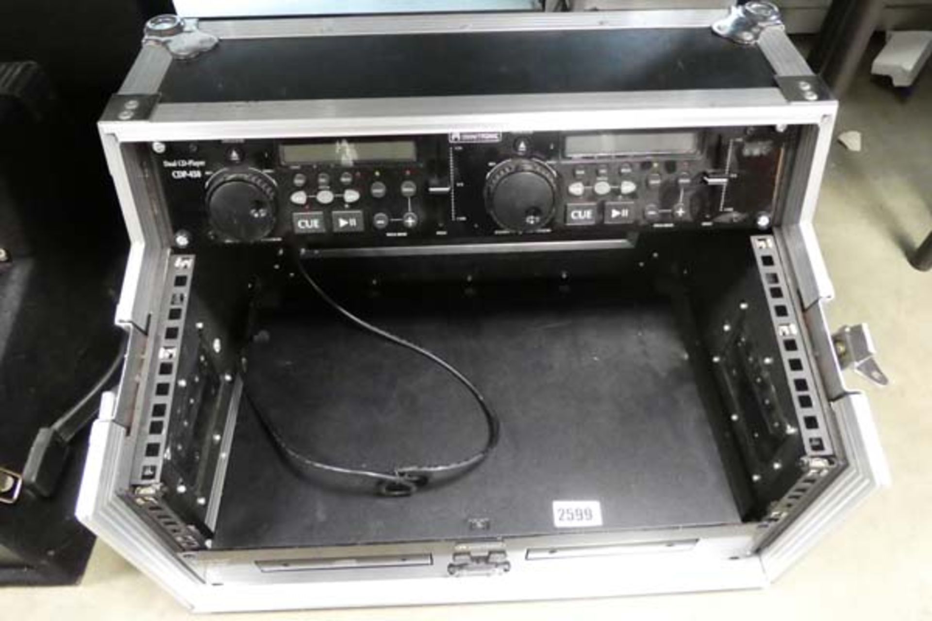 Omnitronic dual CD player with pitch control unit and case
