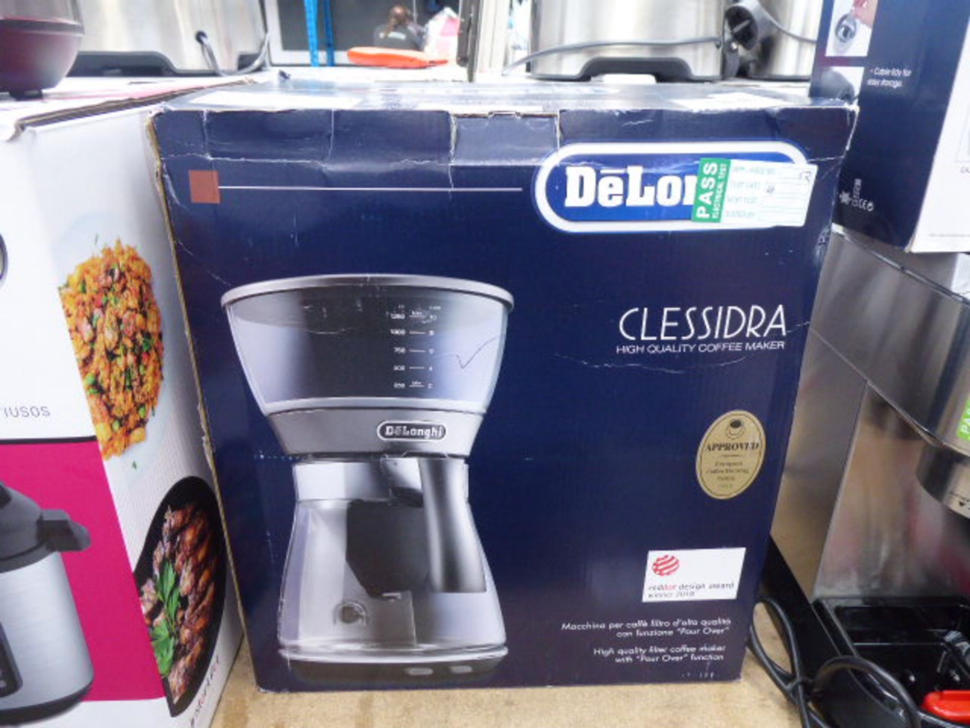 (TN52) De'Longhi high quality coffee maker with box