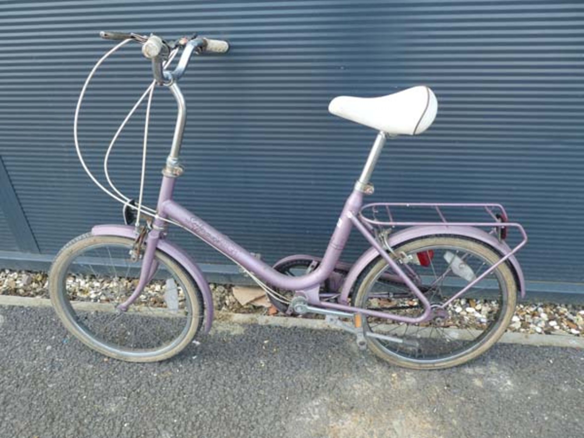 Raleigh ladys chopper style bike