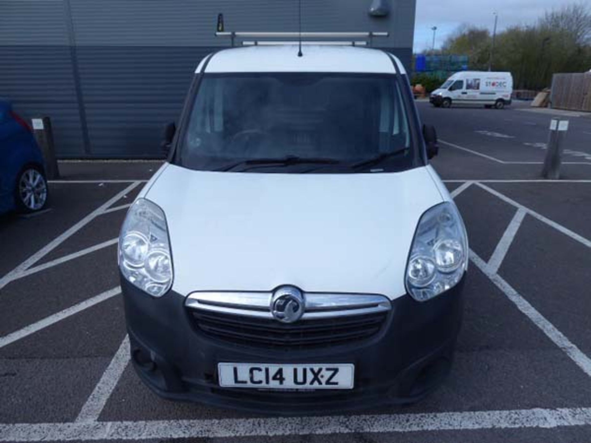 LC14 UXZ Vauxhall Combo-D-Van, first reg 30/06/2014, oil pump gone/non runner, no MOT