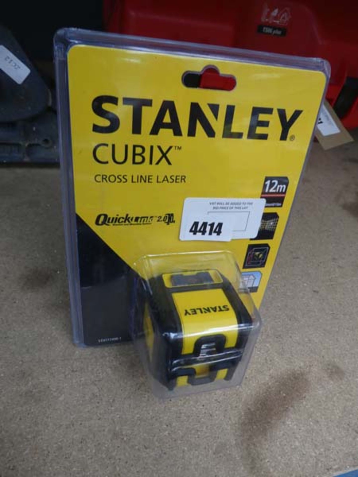 Stanley crossline laser