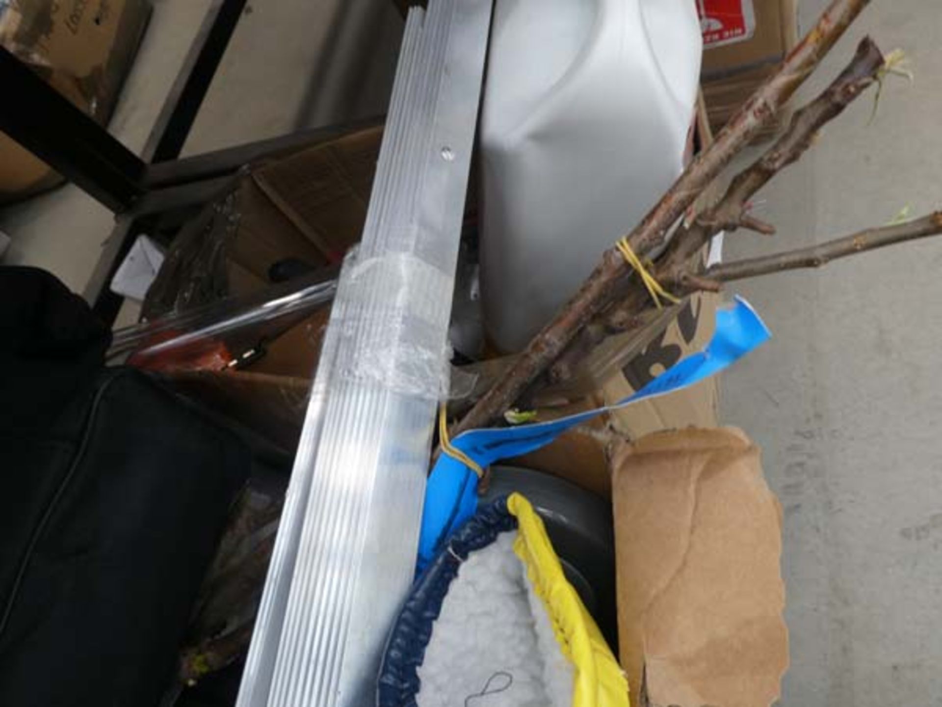 Large underbay containing tools, rollers, gloves, cleaner, varnish, plants, etc. - Image 4 of 5