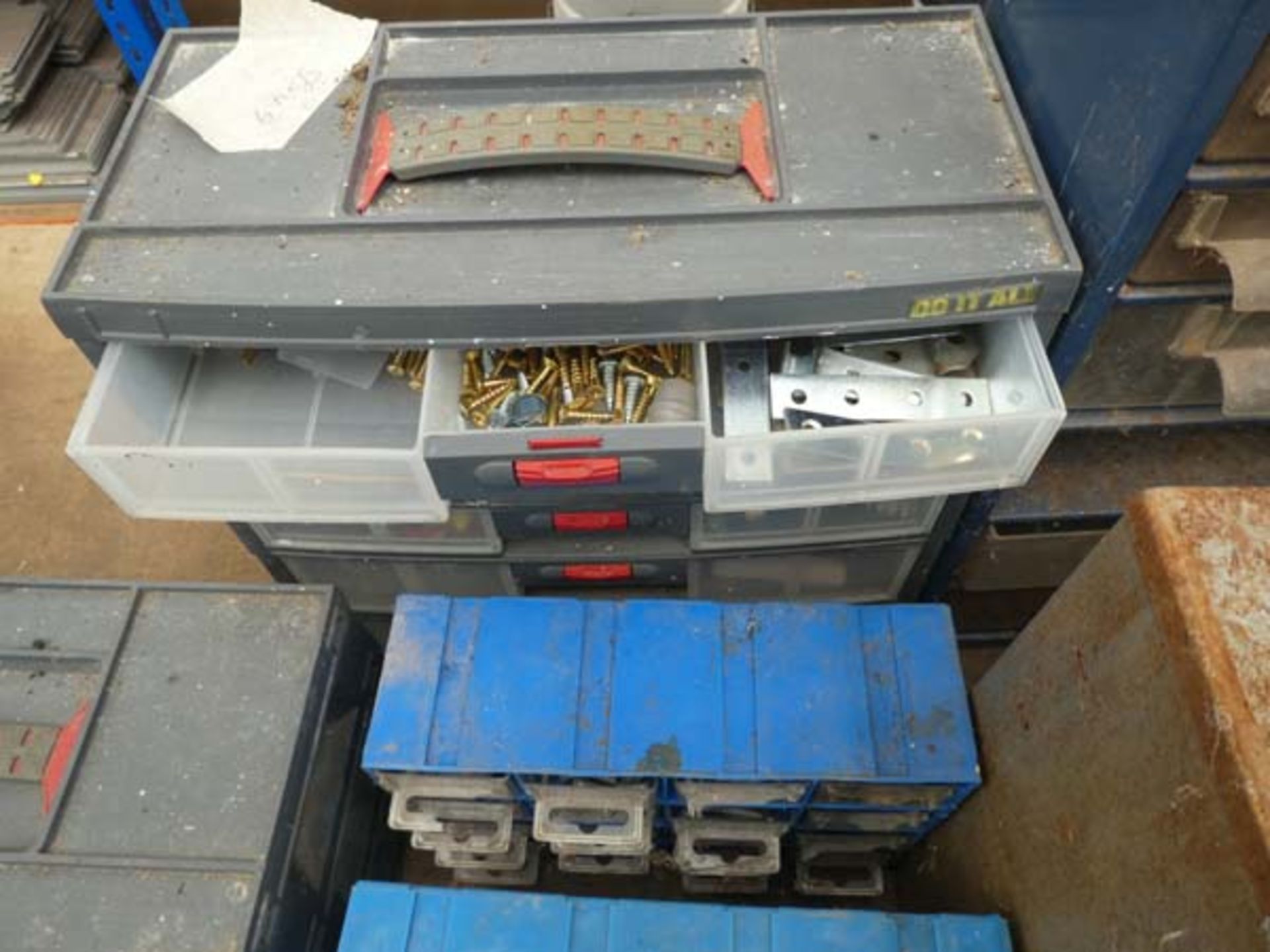Large quantity of screw boxes, and fixing incl. nails, screws, bolts, nuts, etc. - Image 2 of 4