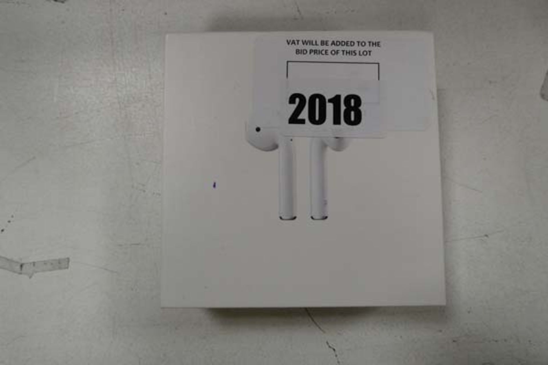 Pair of Apple AirPods 1st gen with wireless charging case and box - Image 2 of 2