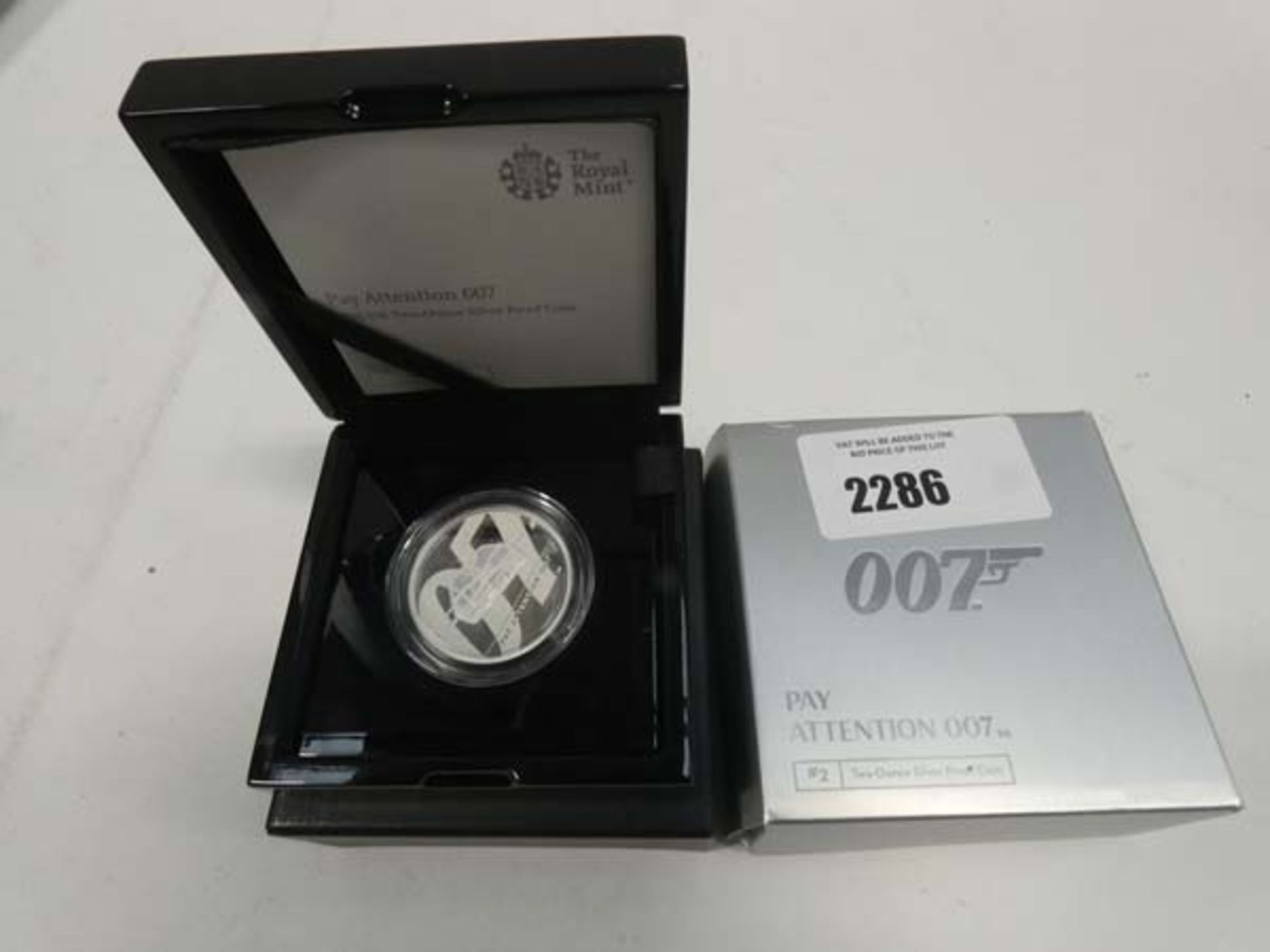 'Pay Attention 007' 2oz silver proof coin