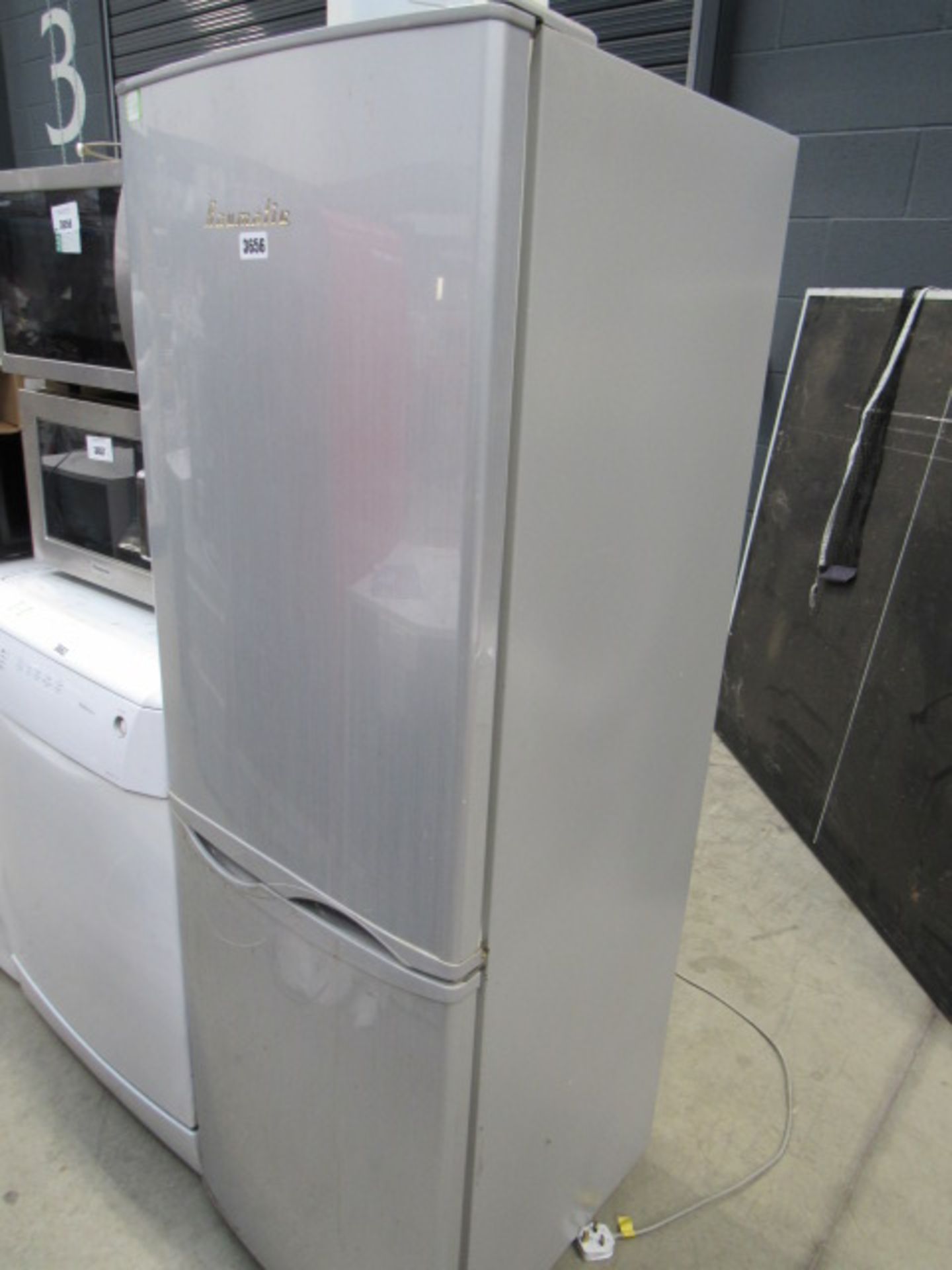 (TN60) Silver fridge freezer