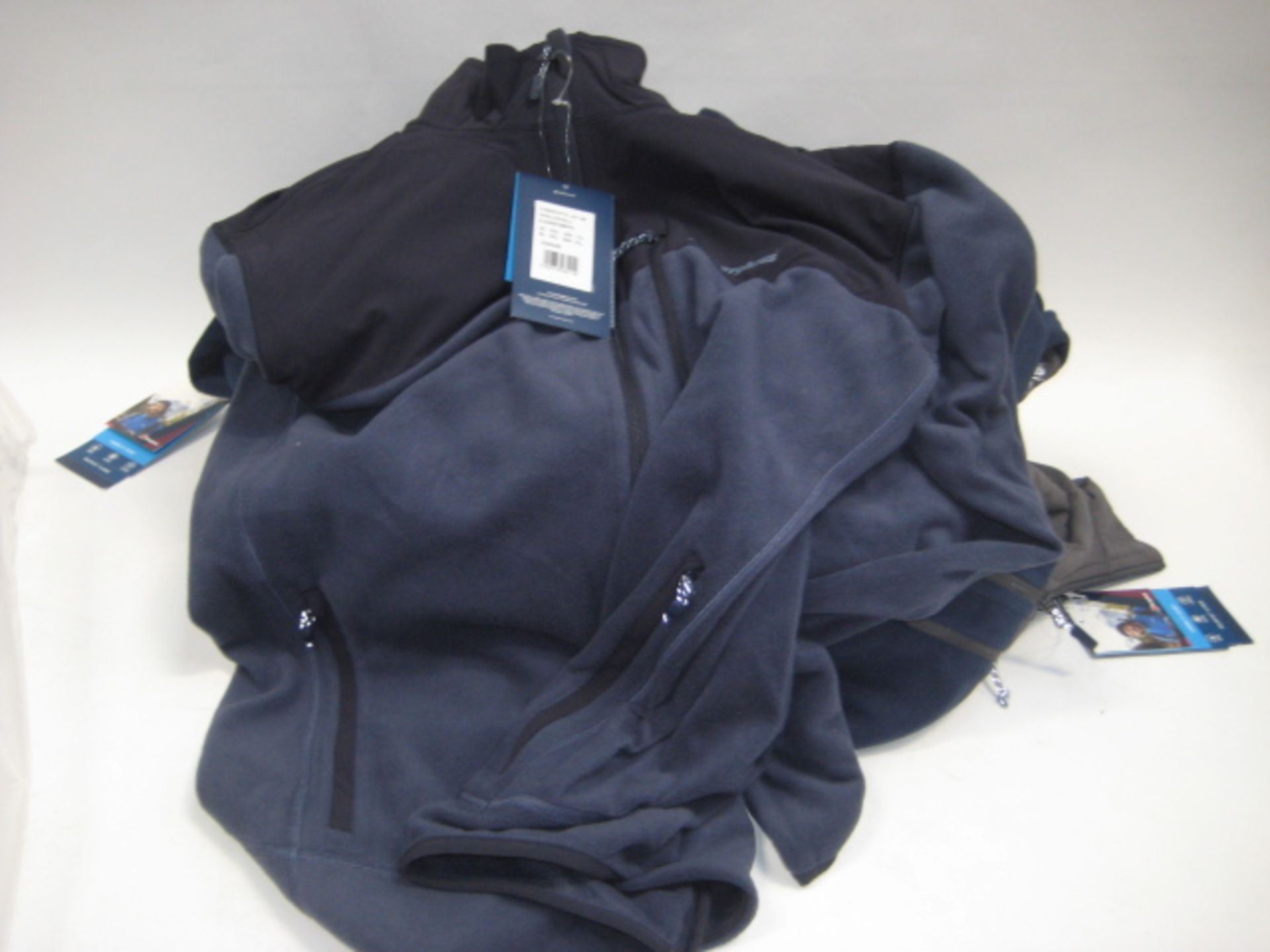 Bag containing 6 Bergenhaus blue fleecy jackets sizes from Medium-XXL - Image 2 of 3