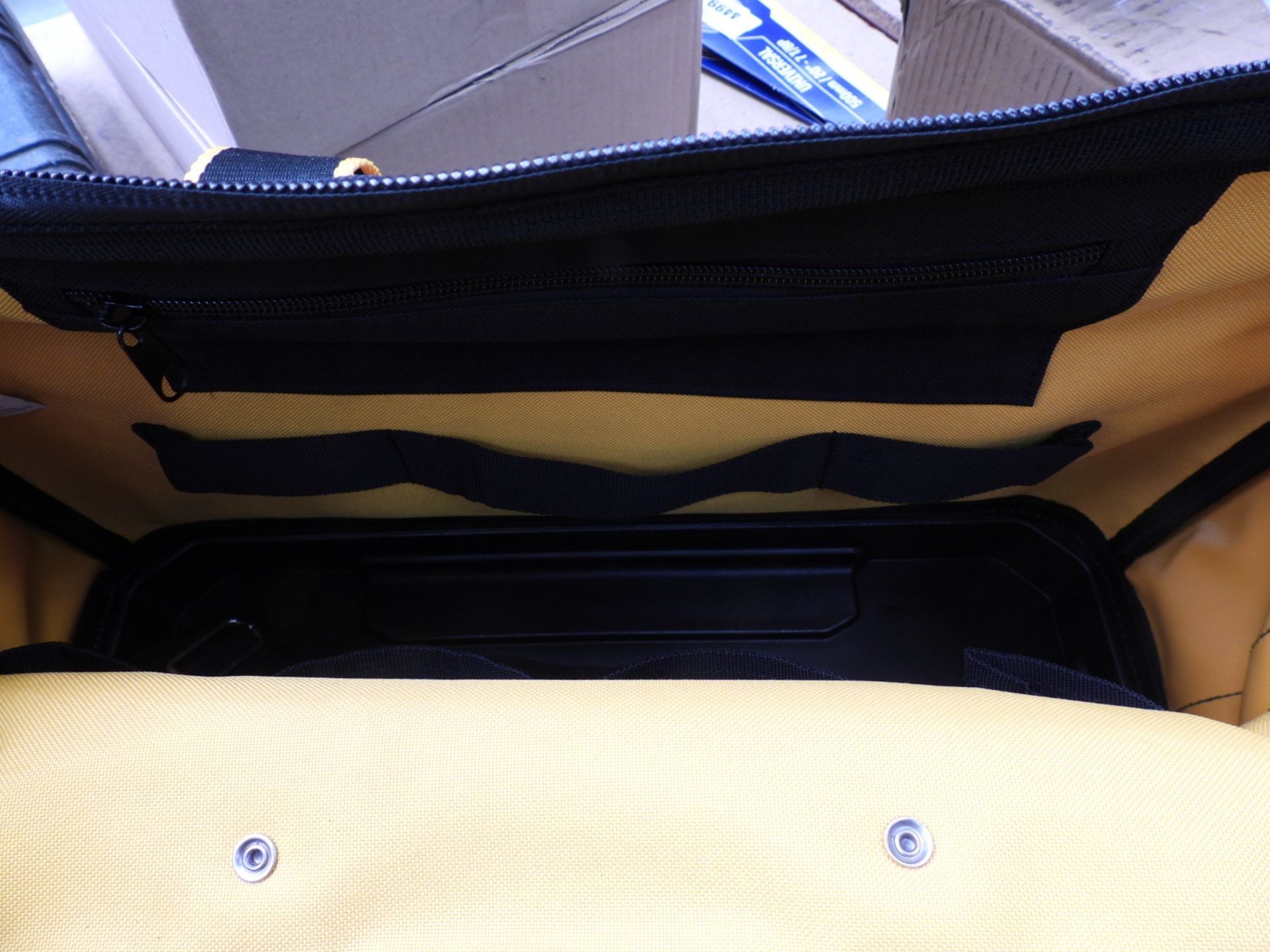 DeWalt tool bag - Image 2 of 2