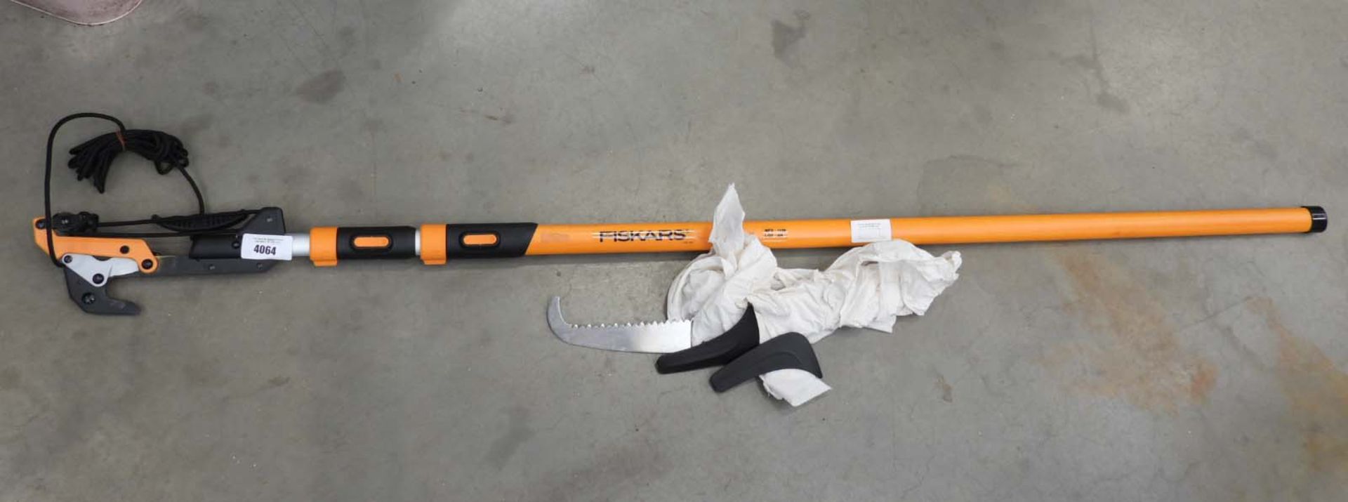 Fiskars long reach lopper