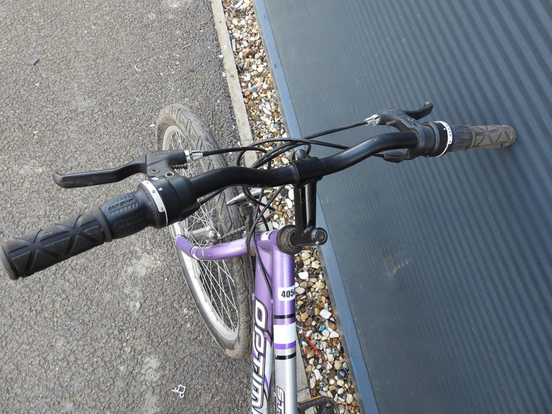 Optima Storm silver and purple ladies mountain bike - Image 2 of 2