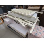 Quantity of mattresses plus a cot bed