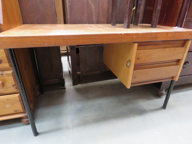 Teak desk with 2 drawers to the side