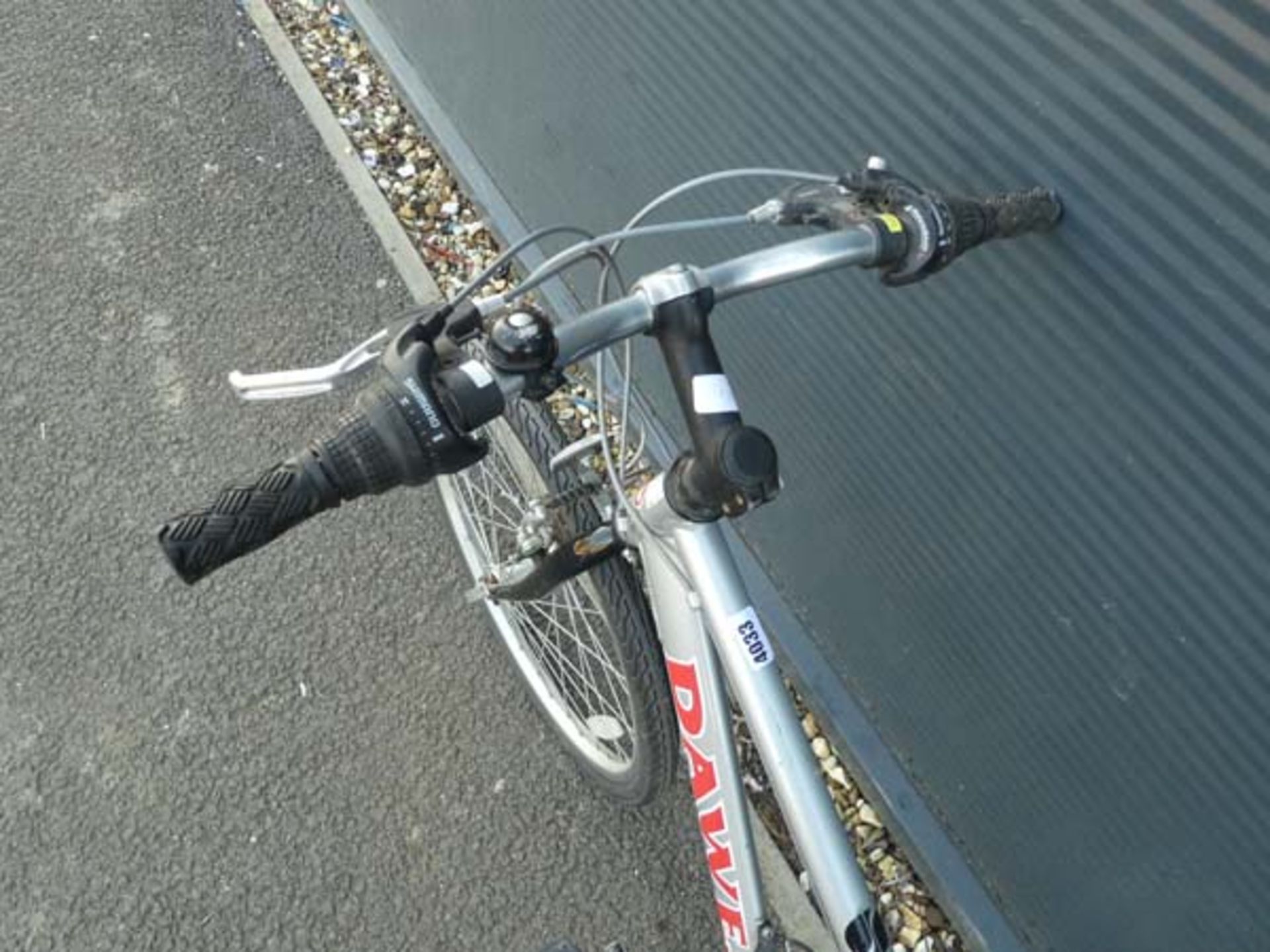 Grey Dawes childs mountain bike - Image 2 of 2