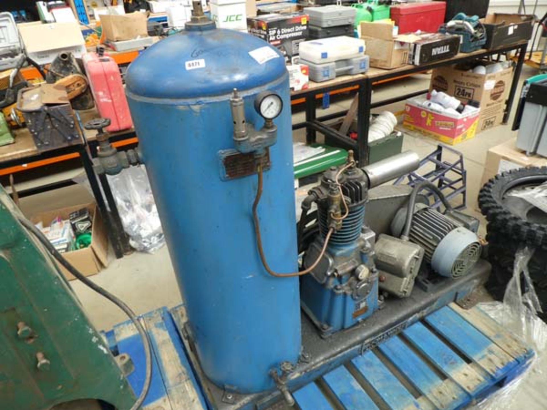 Broom Wade large vintage electric compressor