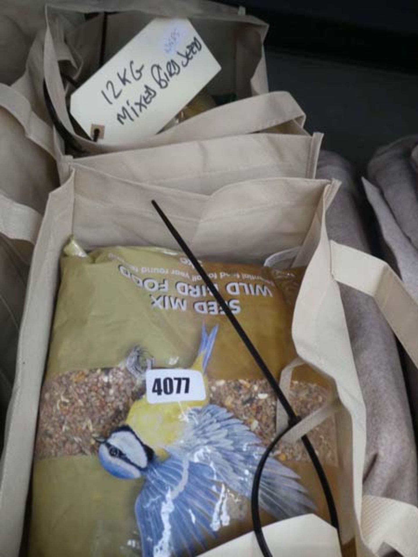 2x 12kg mixed bags of bird seeds