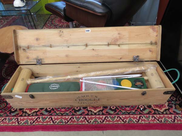 Jaques boxed croquet set (AF)