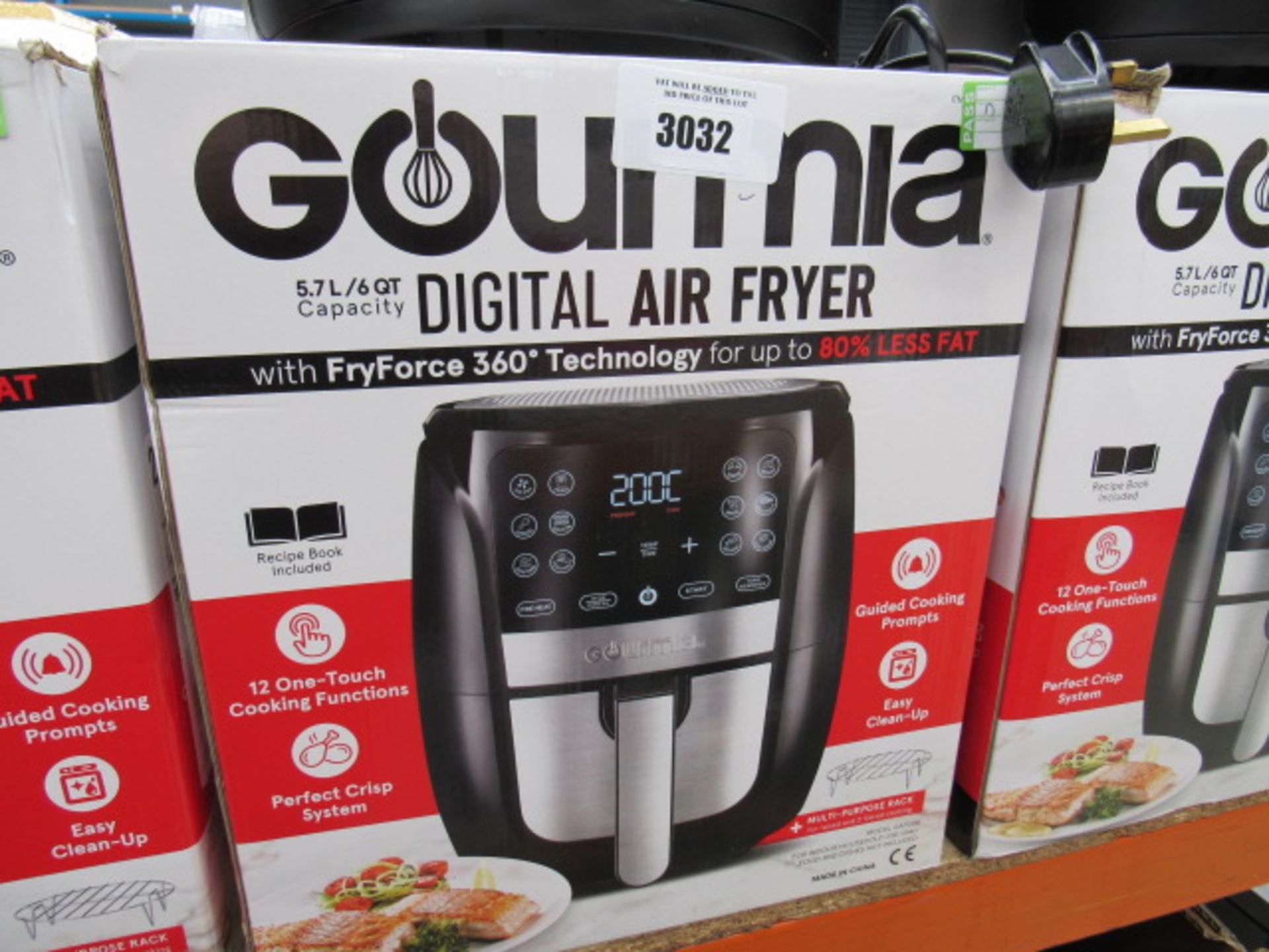 60 Gourmet 5.7L digital air fryer with box