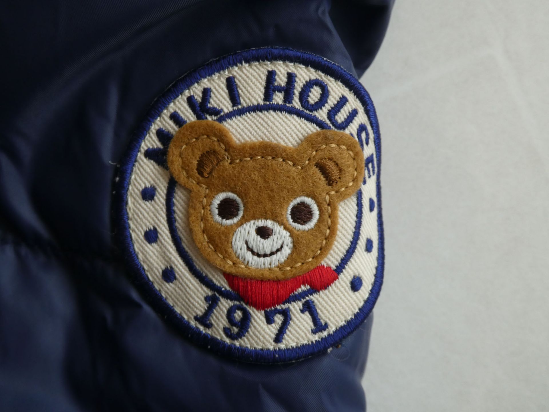 Miki House original 2 in 1 navy puffer jacket and fleece bodywarmer child's size 90 (2 years old) - Image 2 of 3