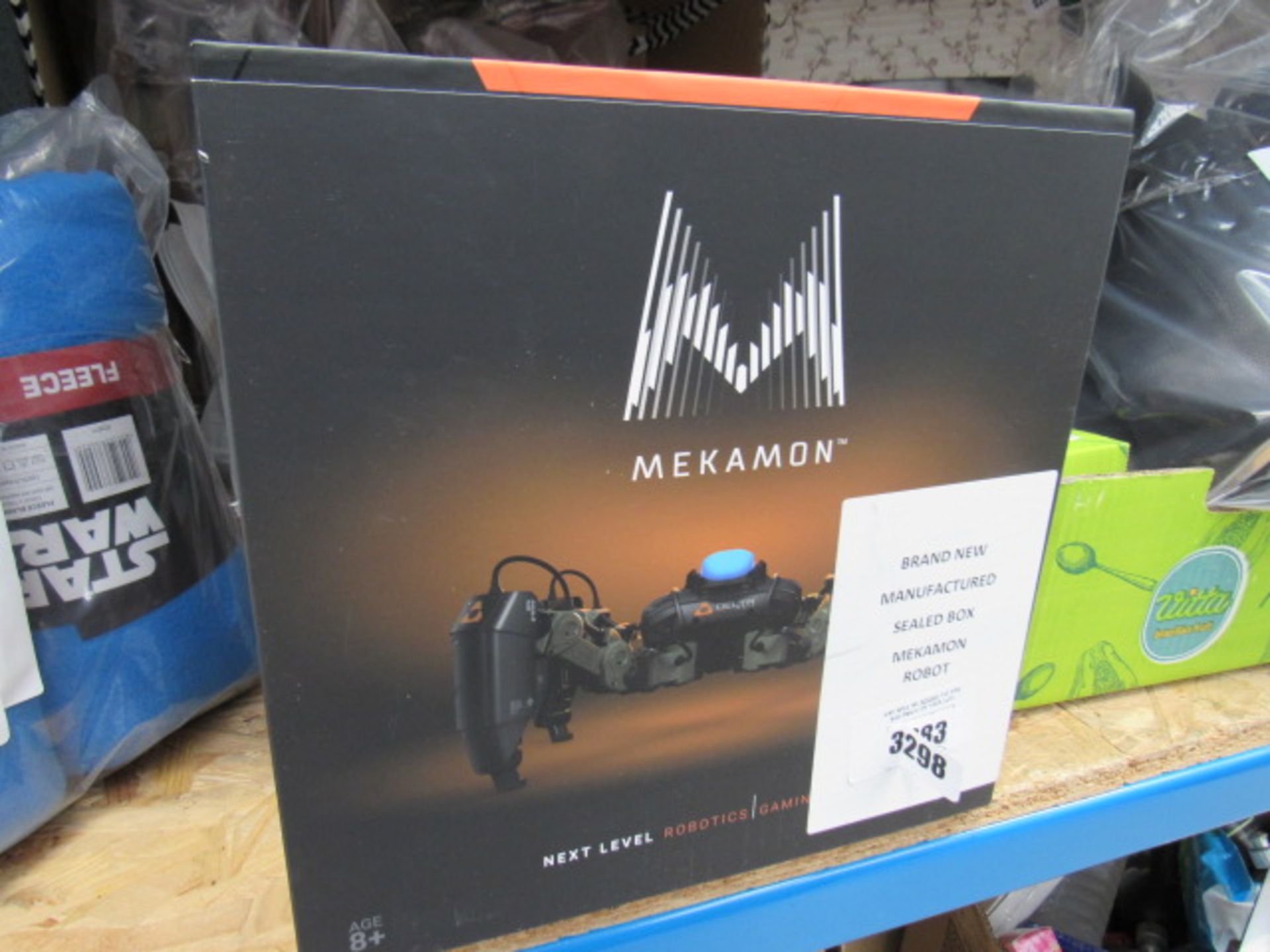 3283 - Mekamon gaming robot