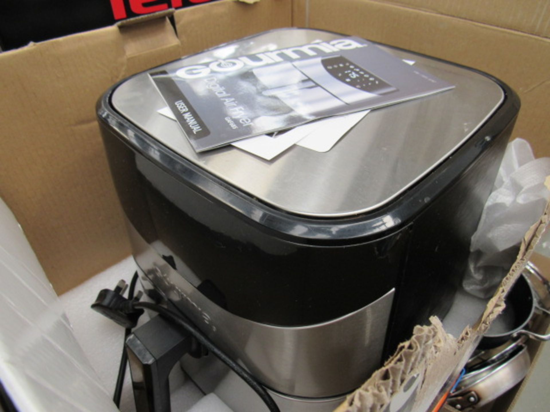 (TN69) Gourmet digital air fryer with box - Image 2 of 2