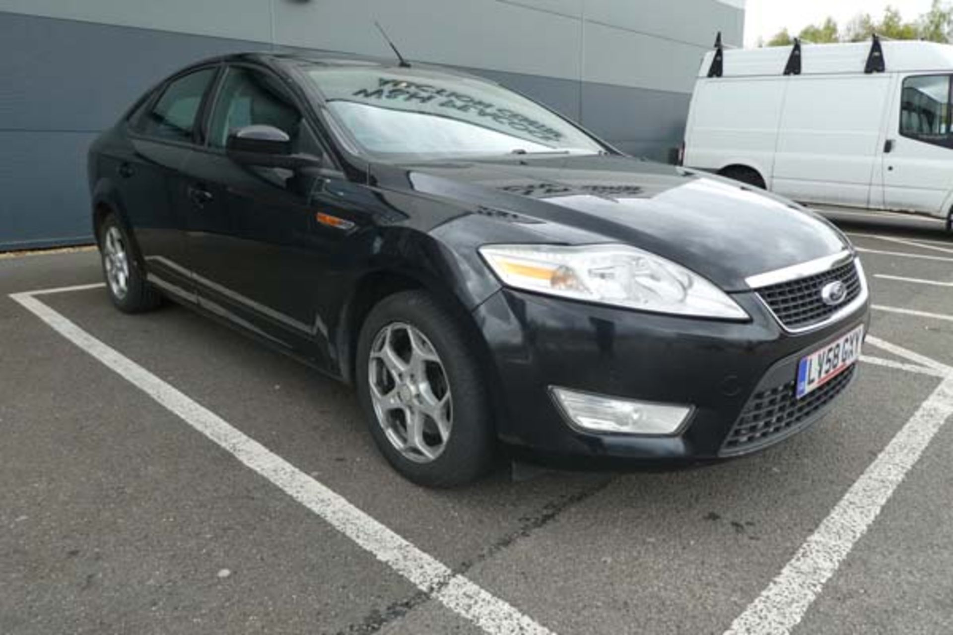 LV58 GXY (2008) Ford Mondeo Zetec in black, first registered 26.09.2008, 5 door hatchback, petrol,