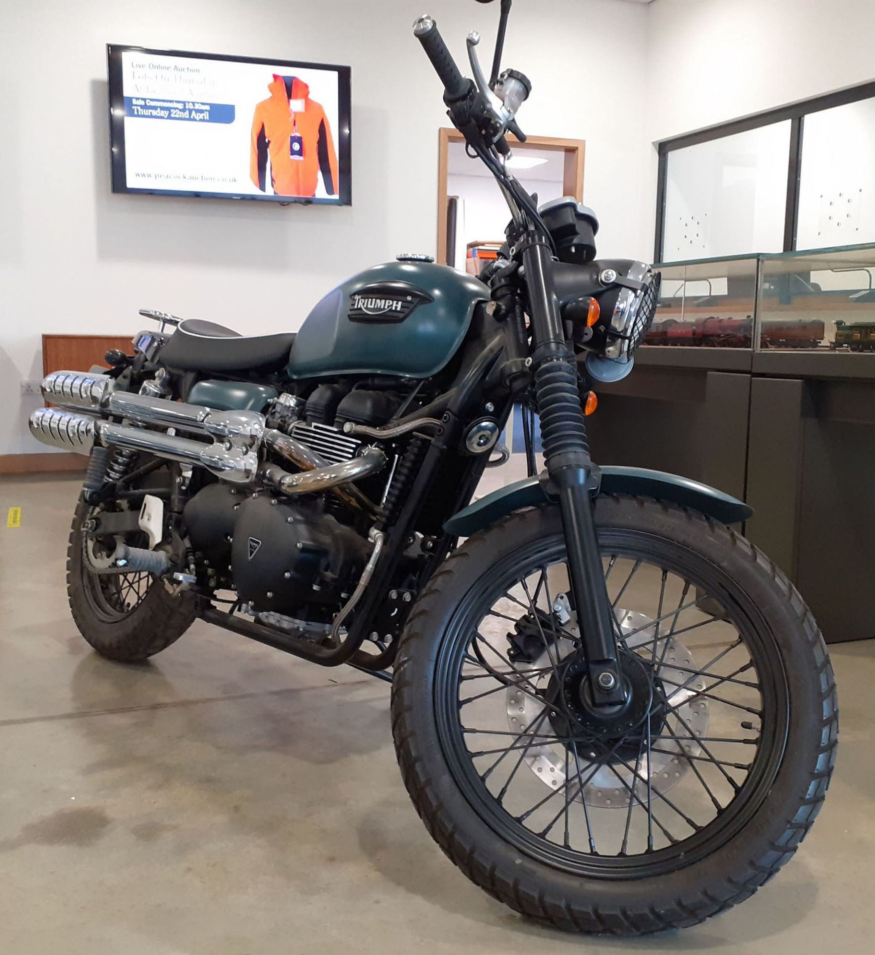 (2006) Triumph Bonneville Scrambler in green and black, 865cc, first registered in 22/12/2006,