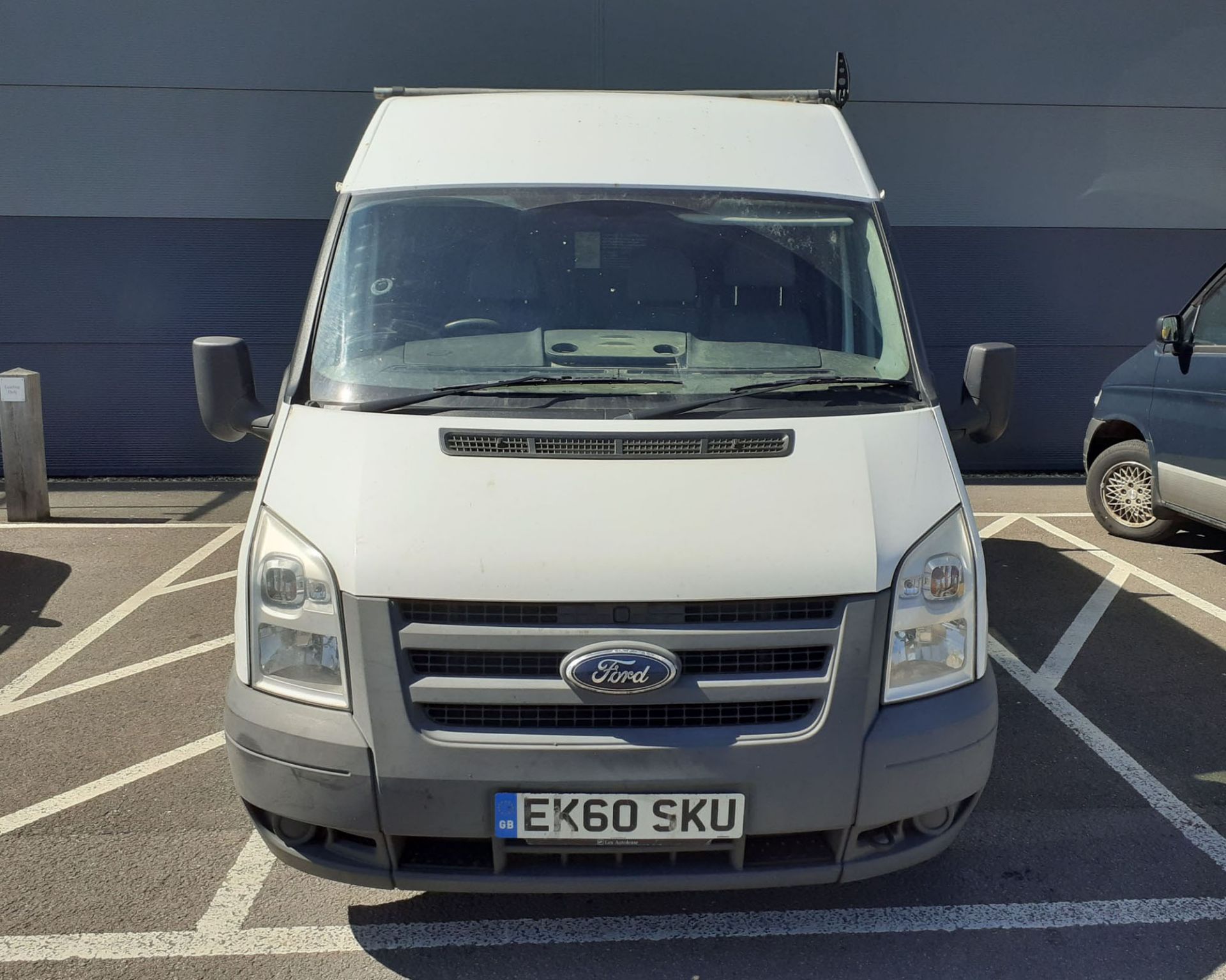 EK60 SKU (2010) Ford Transit 85 T300m FWD 2.2 litre diesel panel van, approx 131000 miles, First - Image 8 of 8