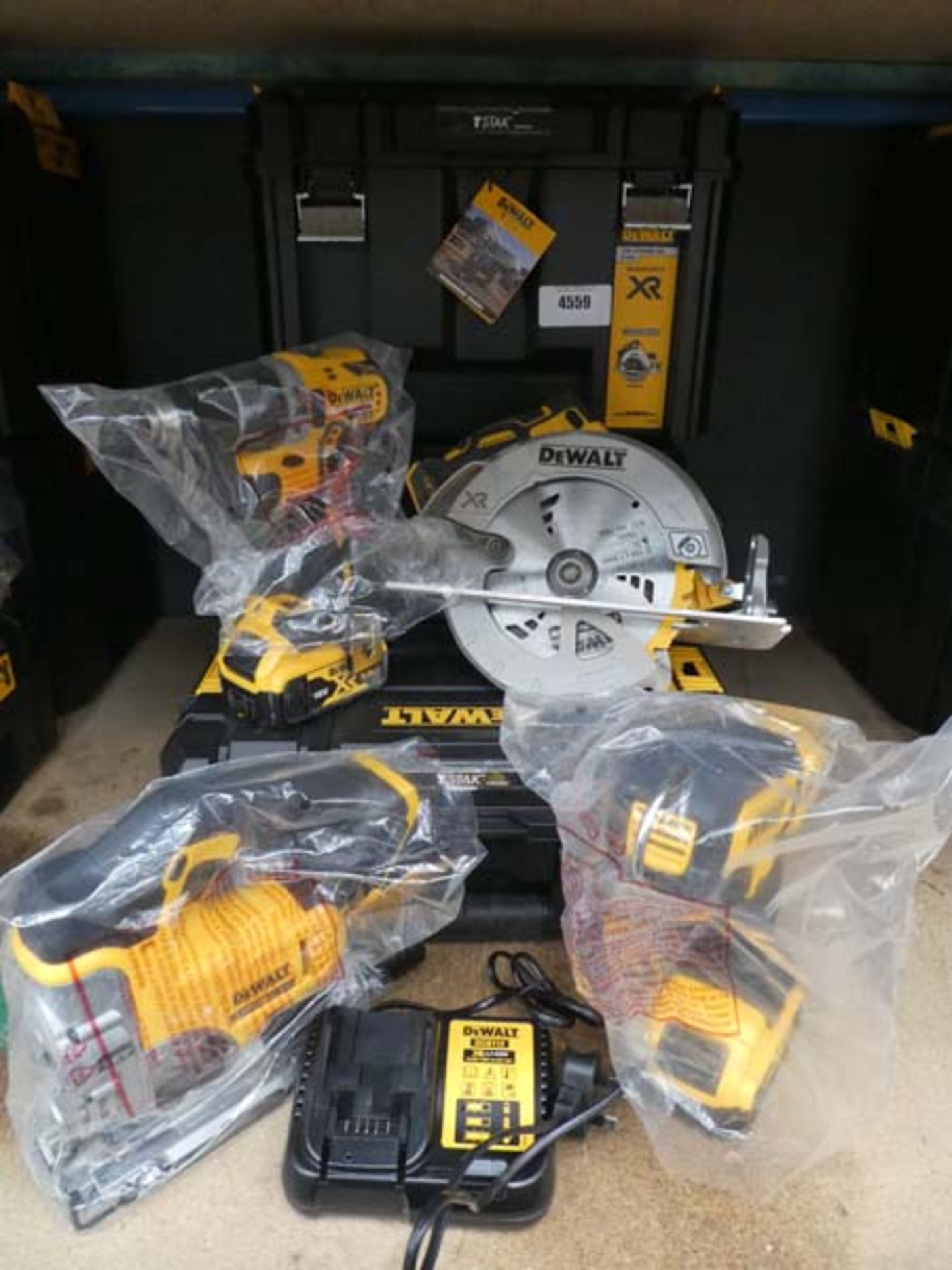 DeWalt tool set with circular saw, drill, jigsaw, torch, 2 batteries and charger