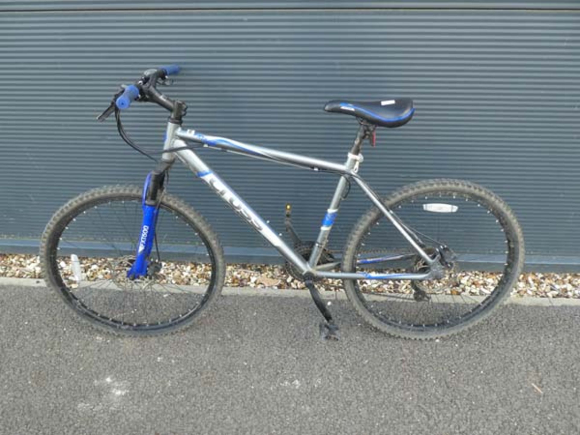 Cross blue and grey gents mountain bike