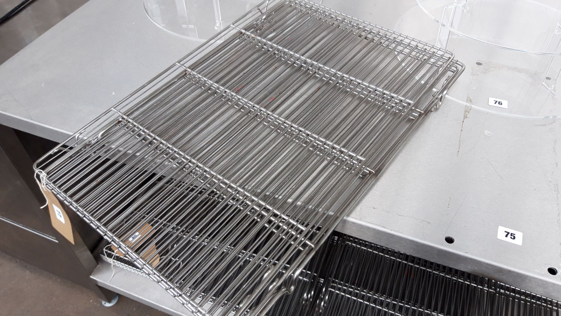 4 stainless steel oven trays