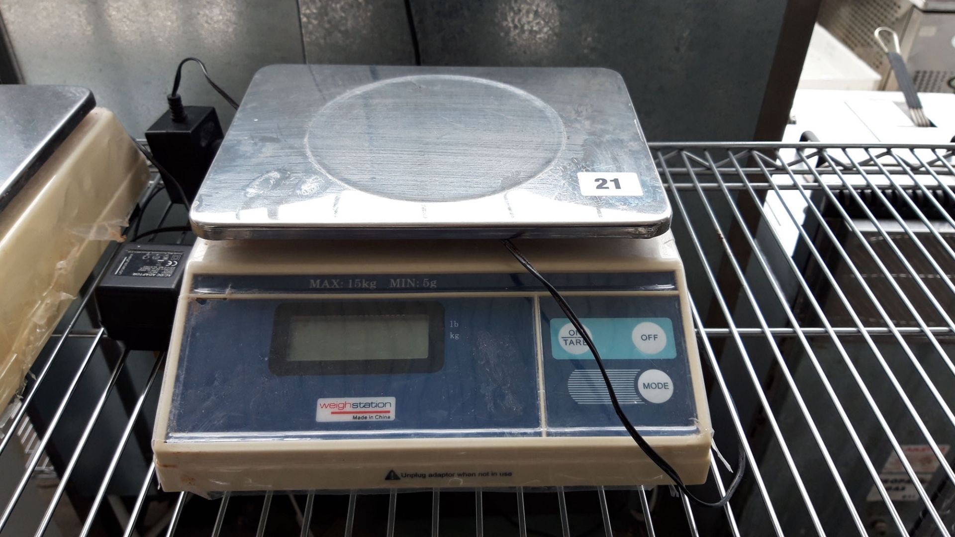 Weighstation 15kg capacity digital weighing scales