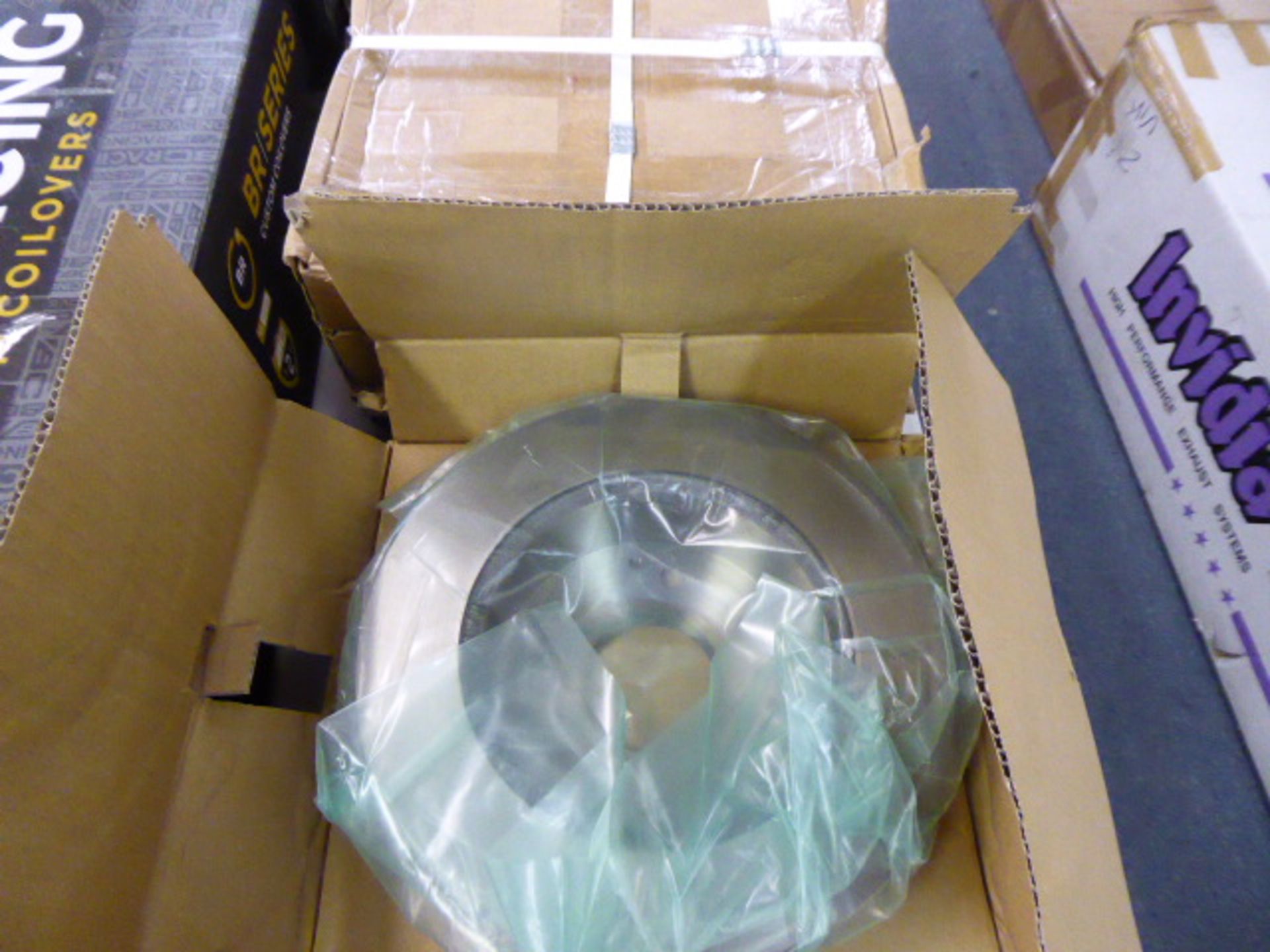 Six Honda genuine parts to include brake discs - Image 4 of 4