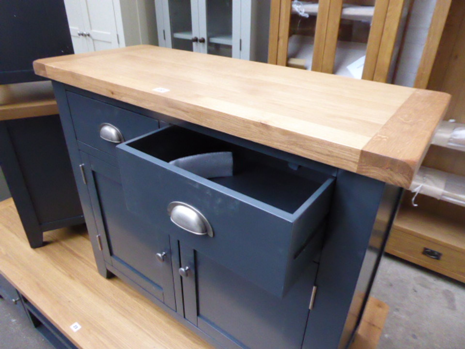Blue painted oak top medium size sideboard with 2 drawers and 2 cupboards, 100cm wide - Image 4 of 4