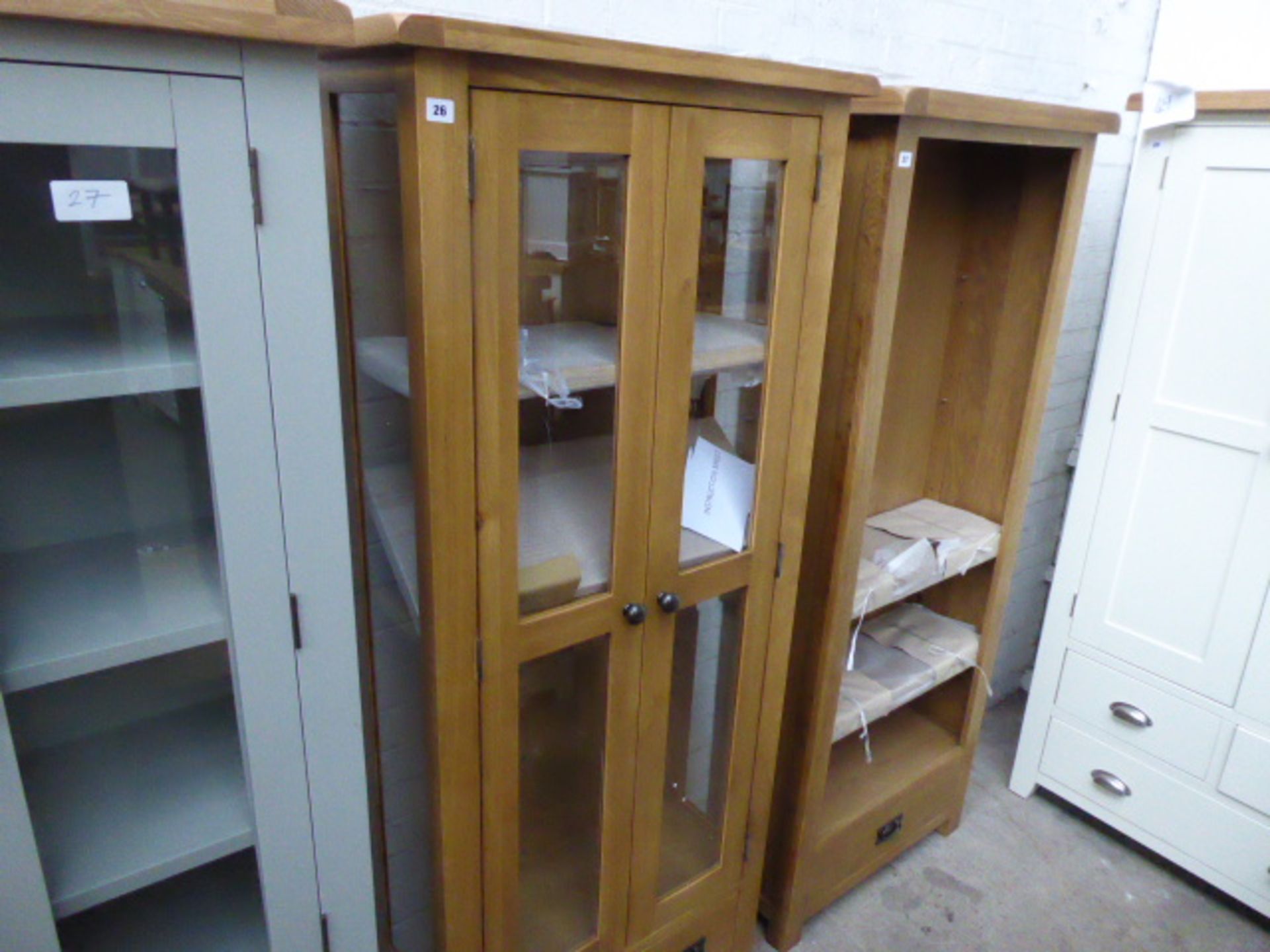 Oak double door glazed display cabinet, 75cm wide