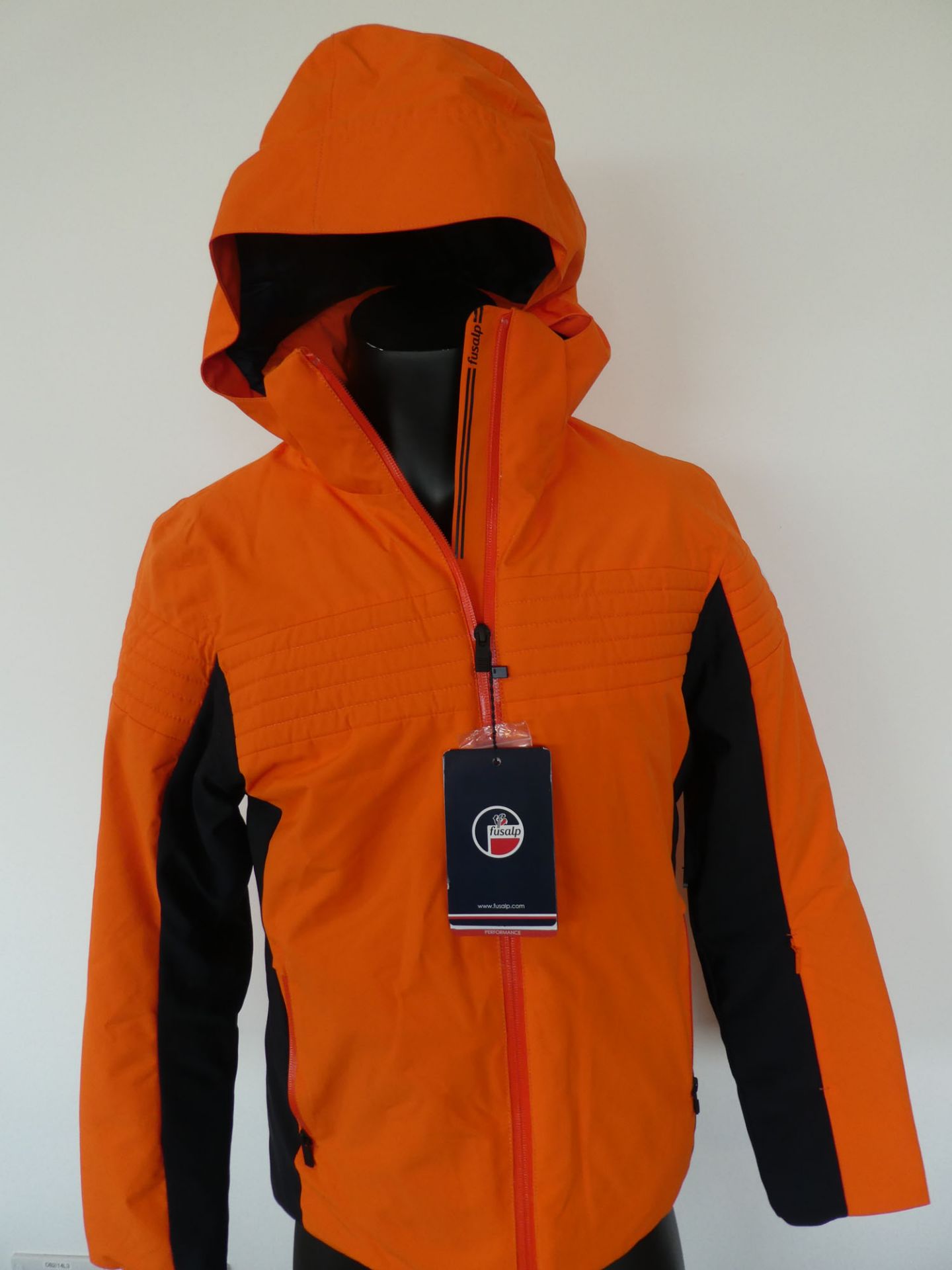 Fusalp avoriaz II ski jacket in bright orange size 48 - Image 2 of 4