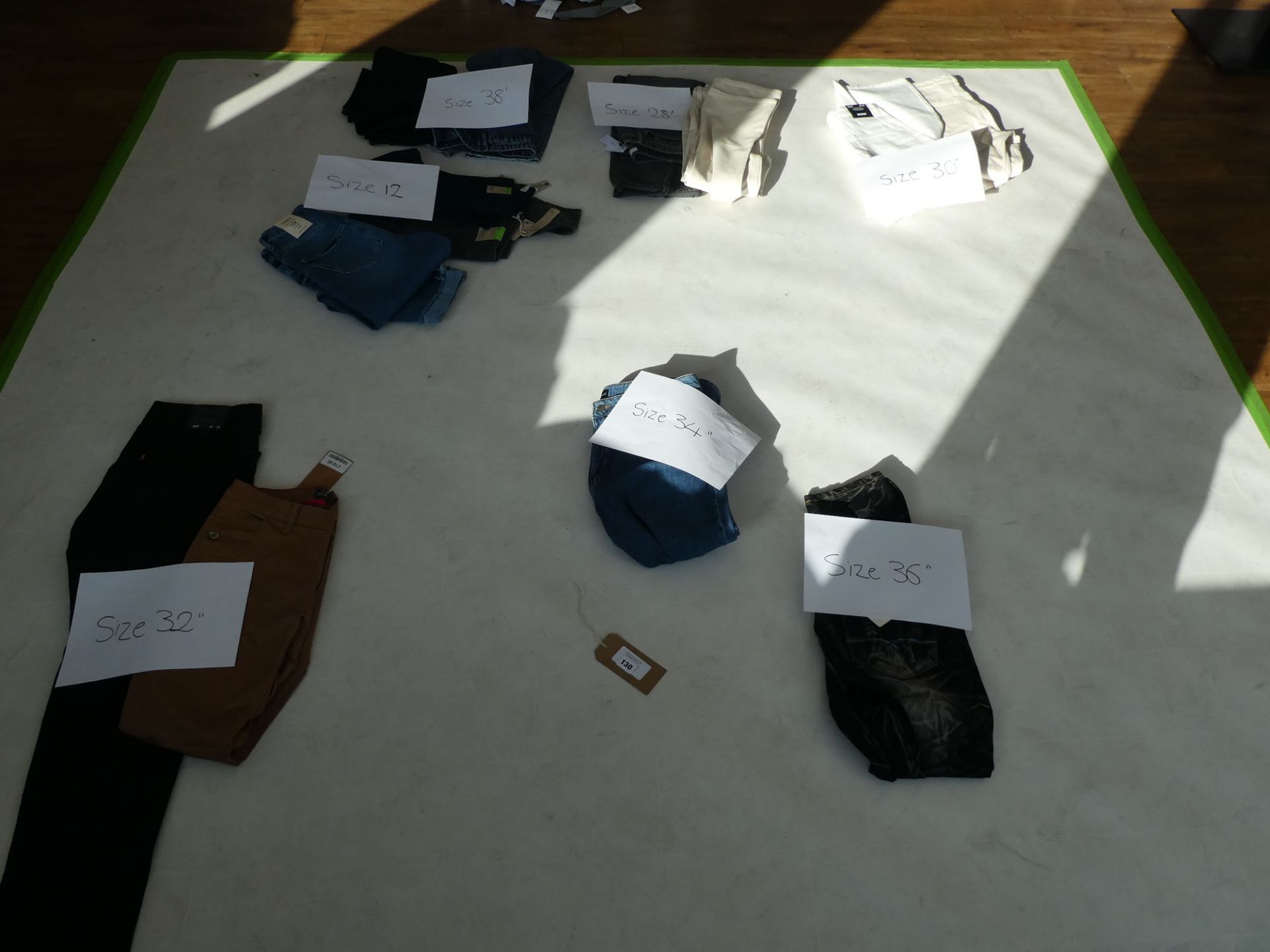Selection of denim wear to include Levi, Wednesday. River Island, etc - Image 2 of 2