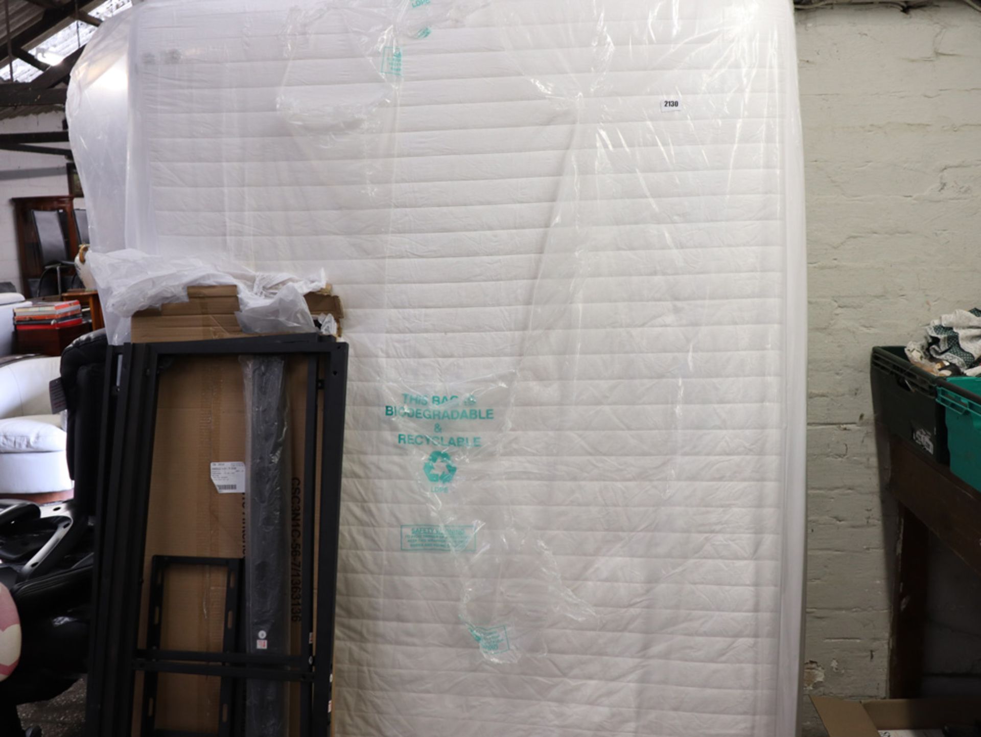 (2134) 4'6'' packaged mattress